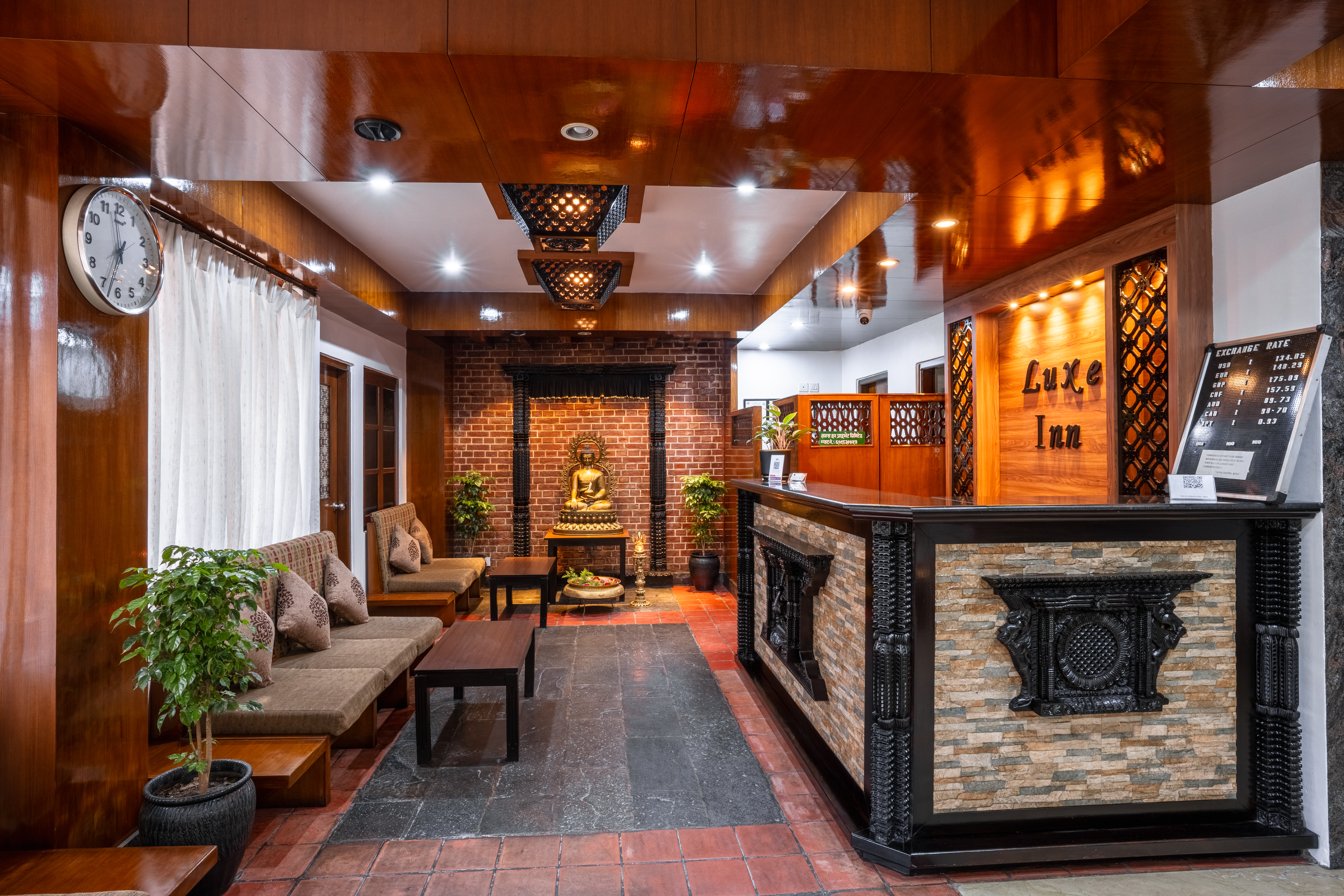 Luxury Hotel